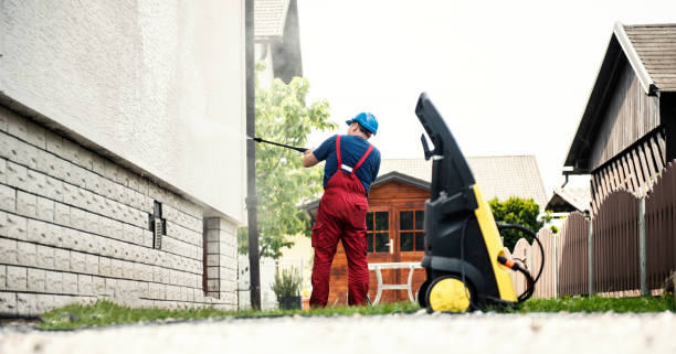 Best Pressure Washing Siding  in Muscatine, IA